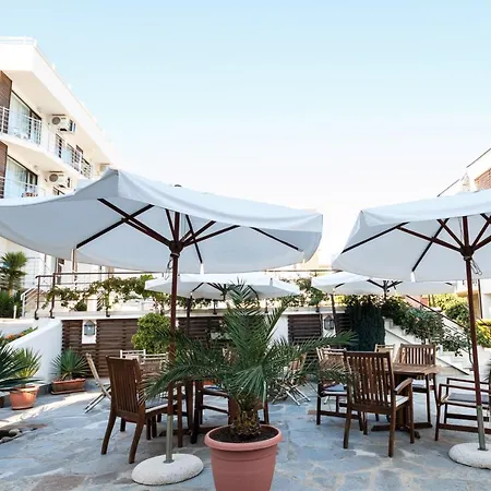 Charming 1 Bedroom For Up To 4 Guests Sunny Beach