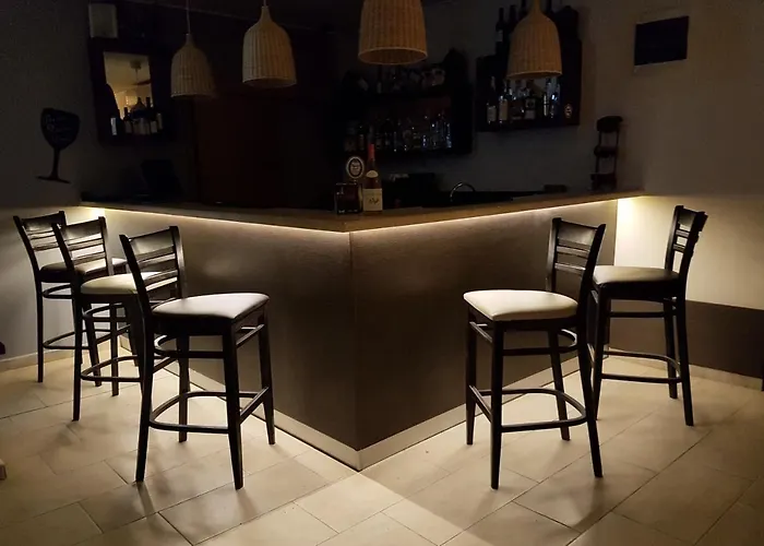 شقة Charming 1 Bedroom For Up To 4 Guests *