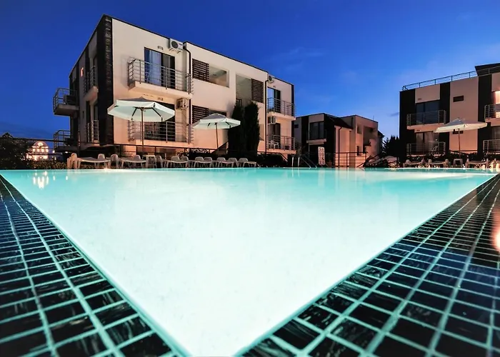 Charming 1 Bedroom For Up To 4 Guests Appartamento *